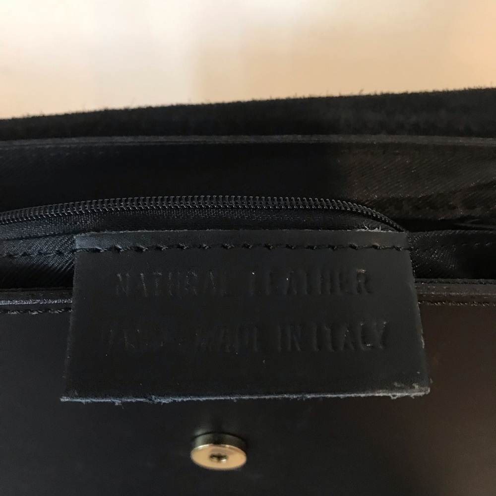 NWT Fashion Drug crossbody bag! Real Italian leather. - Picture 11 of 13